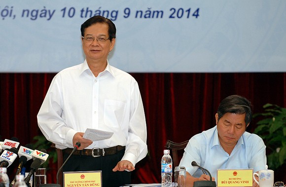 Nguyen Tan Dung : deux jours au plus pour délivrer un certificat d’entreprise - ảnh 1